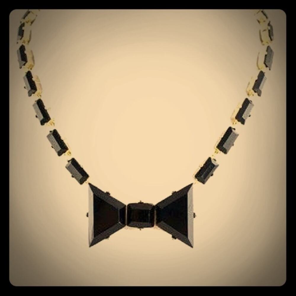 Eye Candy Los Angeles Bow Necklace